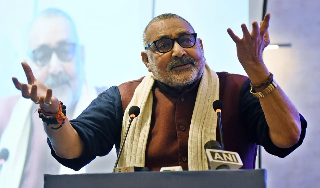 अब भारत भरेगा नई उड़ान, होगा कार्बन फाइबर का उत्पादन, कपड़ा मंत्री गिरिराज सिंह ने दी जानकारी