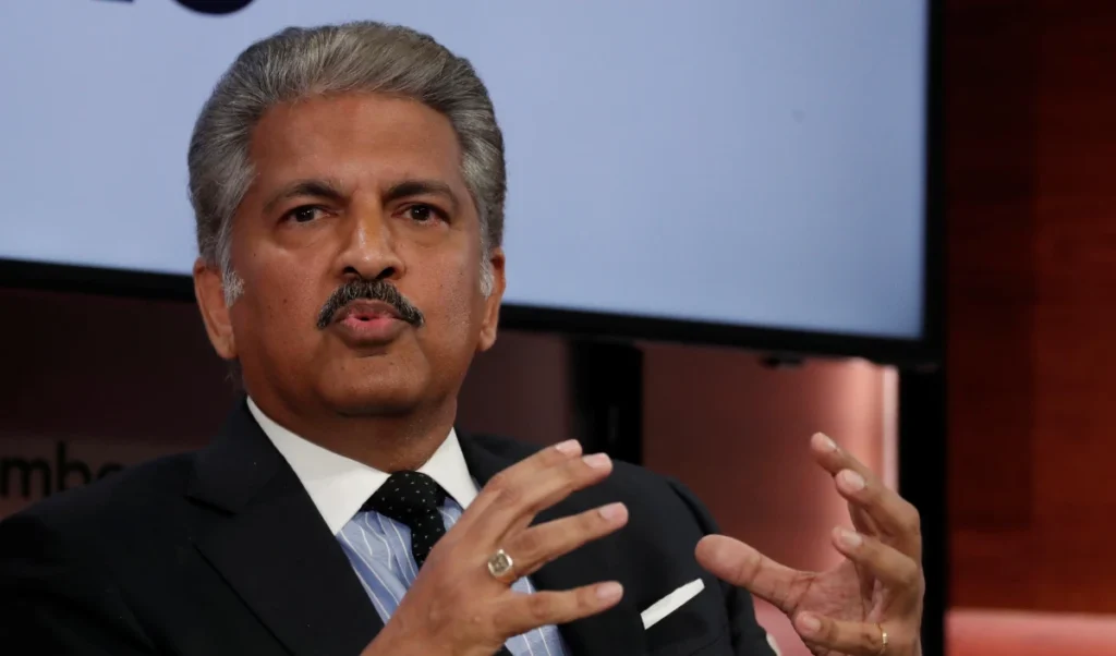 Mahindra Group ने बुच को भुगतान के कांग्रेस के आरोपों को ‘‘झूठा व भ्रामक’’ करार दिया